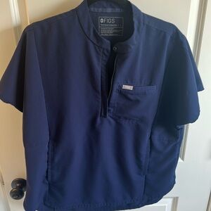 Figs Montex scrub top